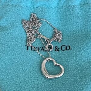 Tiffany &Co. Elsa Peretti Open Heart Necklace 16mm Heart 18” Chain